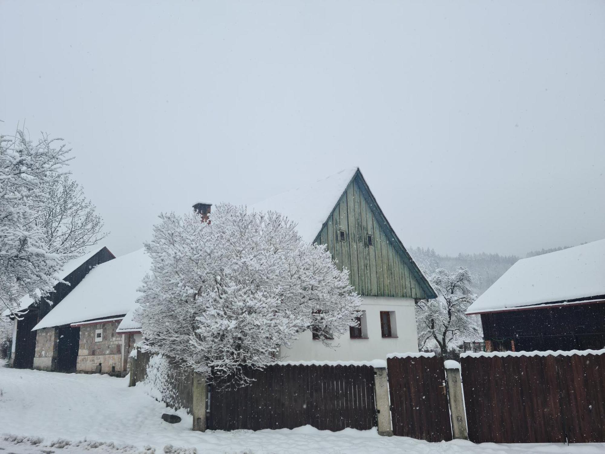 Chalupa Jestrebi Villa Velke Svatonovice Екстериор снимка